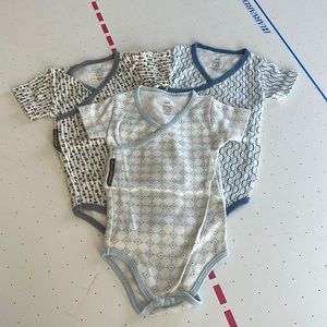 Petunia Pickle Bottom Set of Onesies